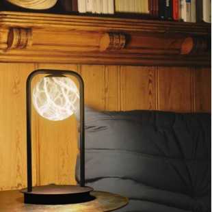 TRIBECA TABLE LAMP BY ALMALIGHT